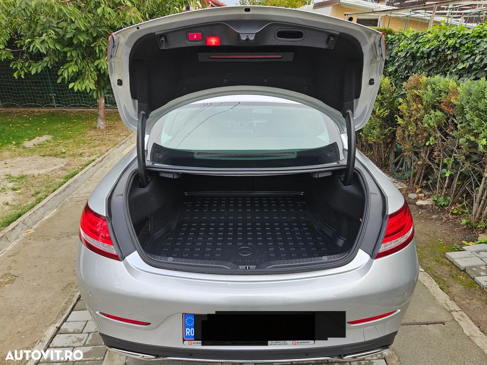 Mercedes-Benz C 180 9G-TRONIC Night Edition - 4