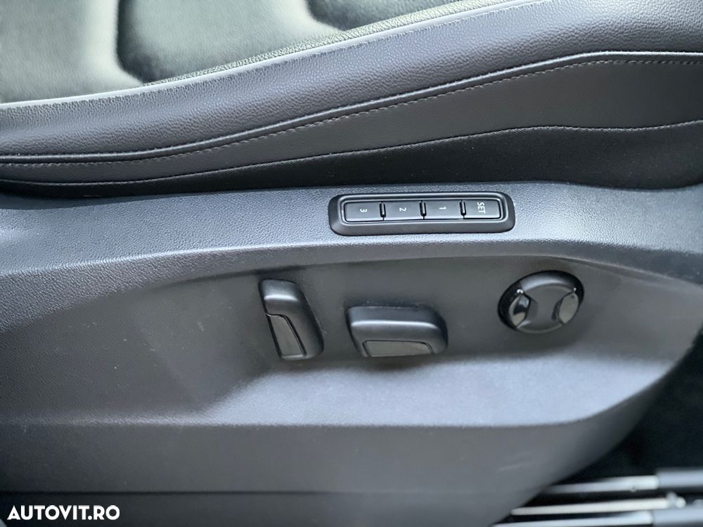 Volkswagen Tiguan 2.0 TDI SCR 4MOTION DSG Offroad - 28