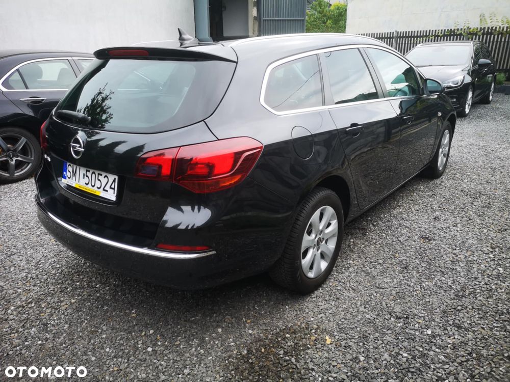Opel Astra 1.4 Turbo Exklusiv - 9