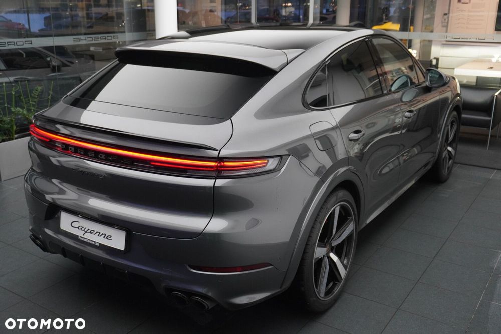 Porsche Cayenne - 11