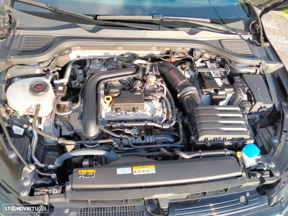 VW Golf 1.0 TSI R-Line - 9
