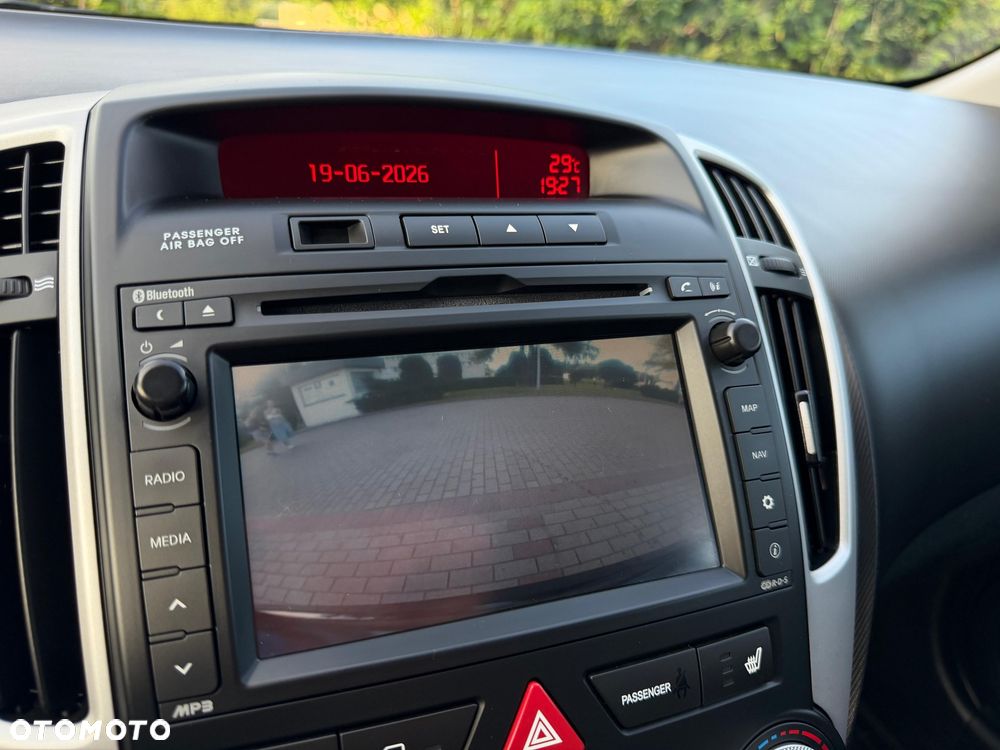 Kia ProCeed 1.4 CVVT Dream-Team Edition - 26