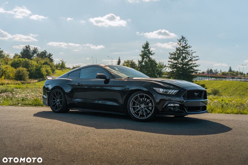 Ford Mustang 5.0 V8 GT - 1