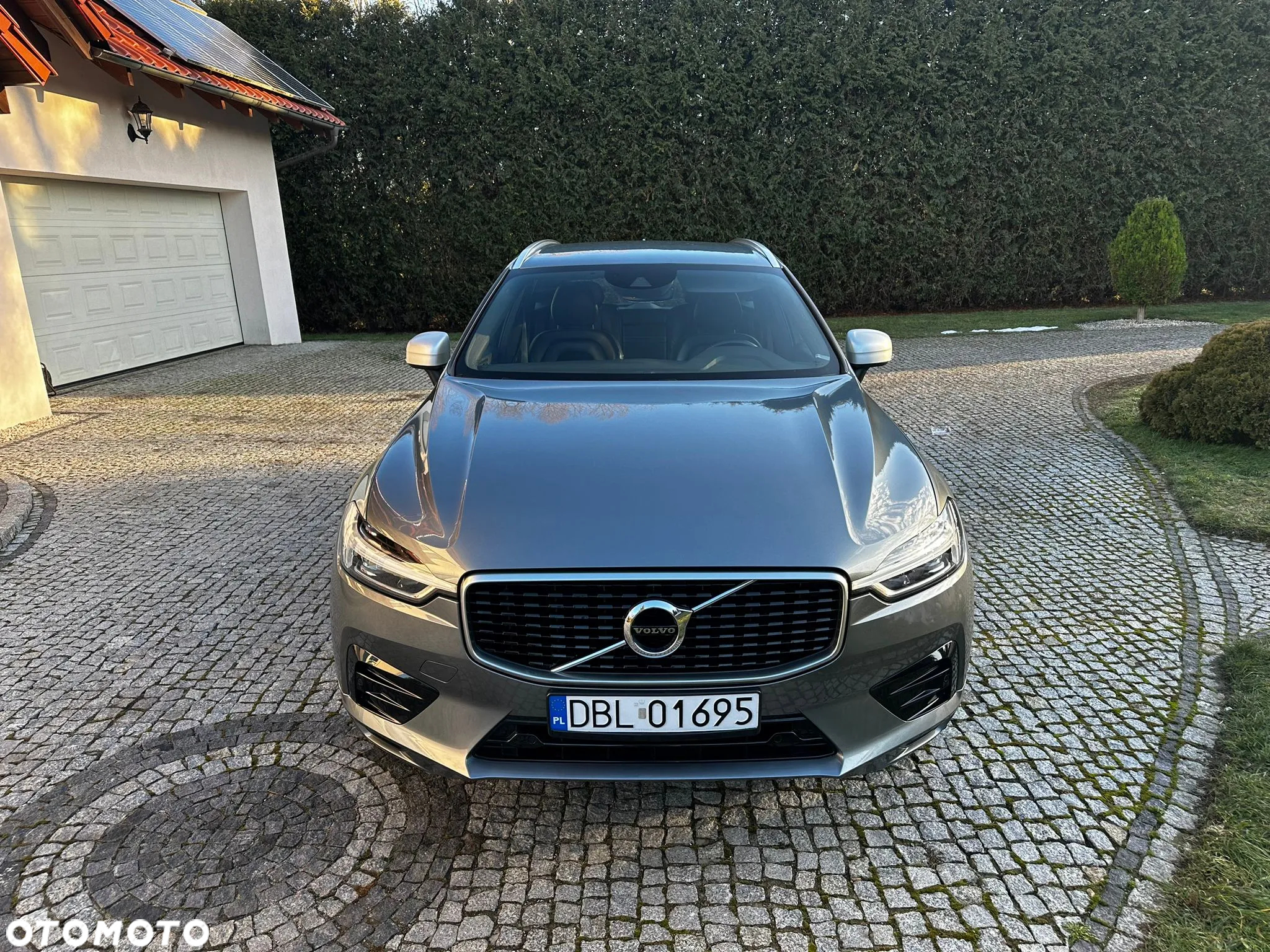 Volvo XC 60 D5 AWD R-Design - 9