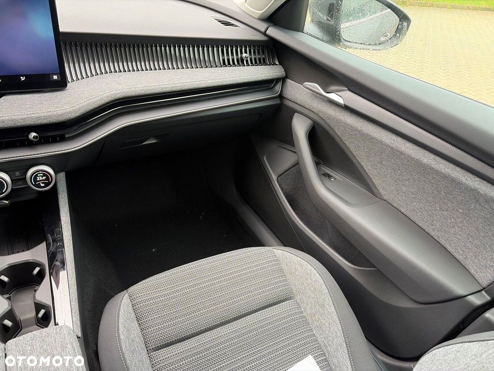 Skoda Superb 2.0 TSI Drive DSG - 12