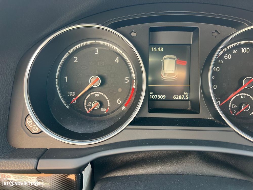 VW Scirocco 2.0 TDI Sport DSG - 11