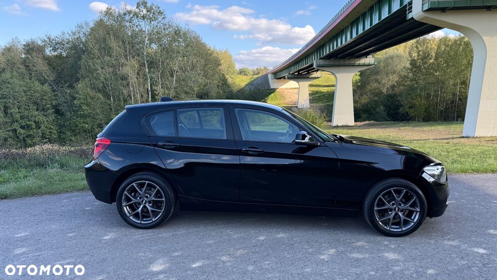 BMW Seria 1 116i - 26