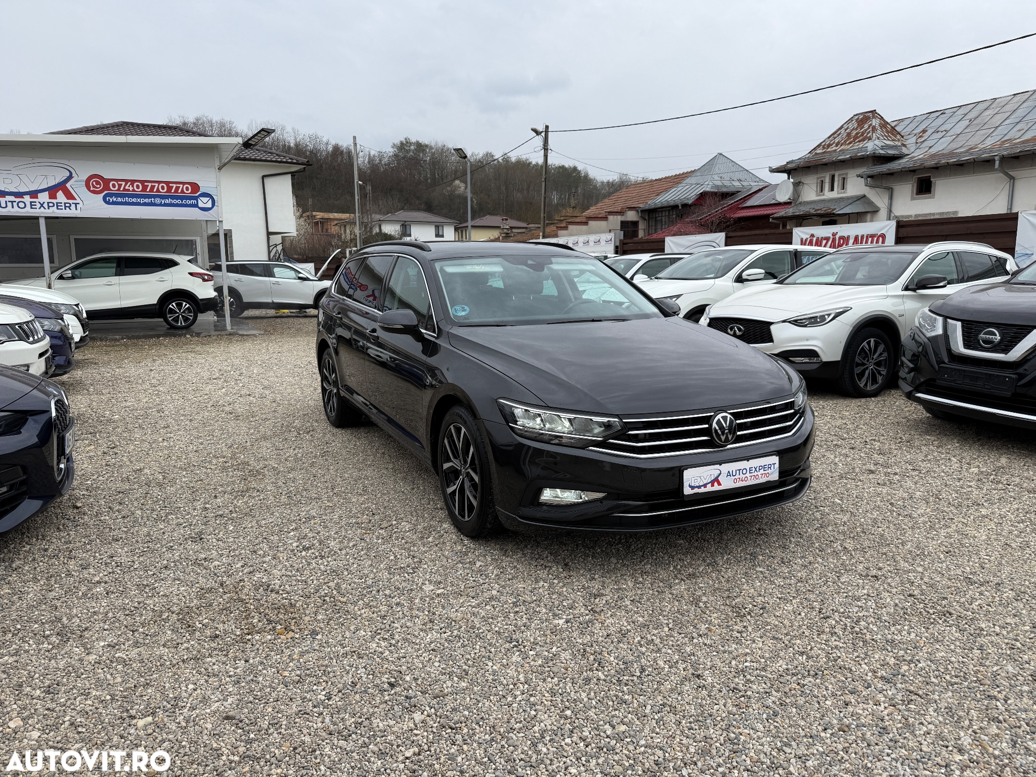 Volkswagen Passat Variant 2.0 TDI DSG (BlueMotion Technology) Comfortline - 4