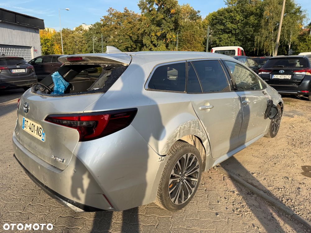 Toyota Corolla - 5