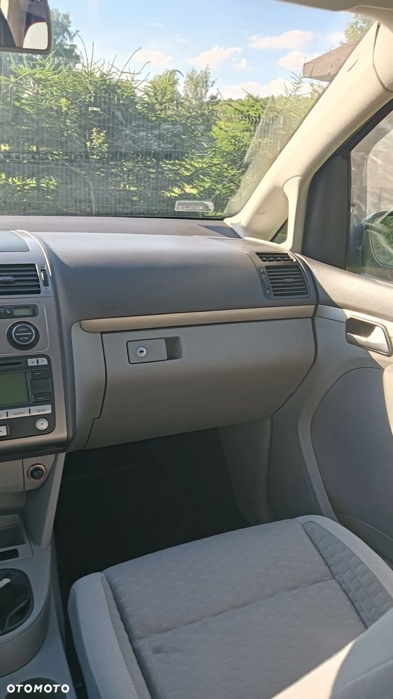 Volkswagen Touran 1.9 TDI Trendline - 8