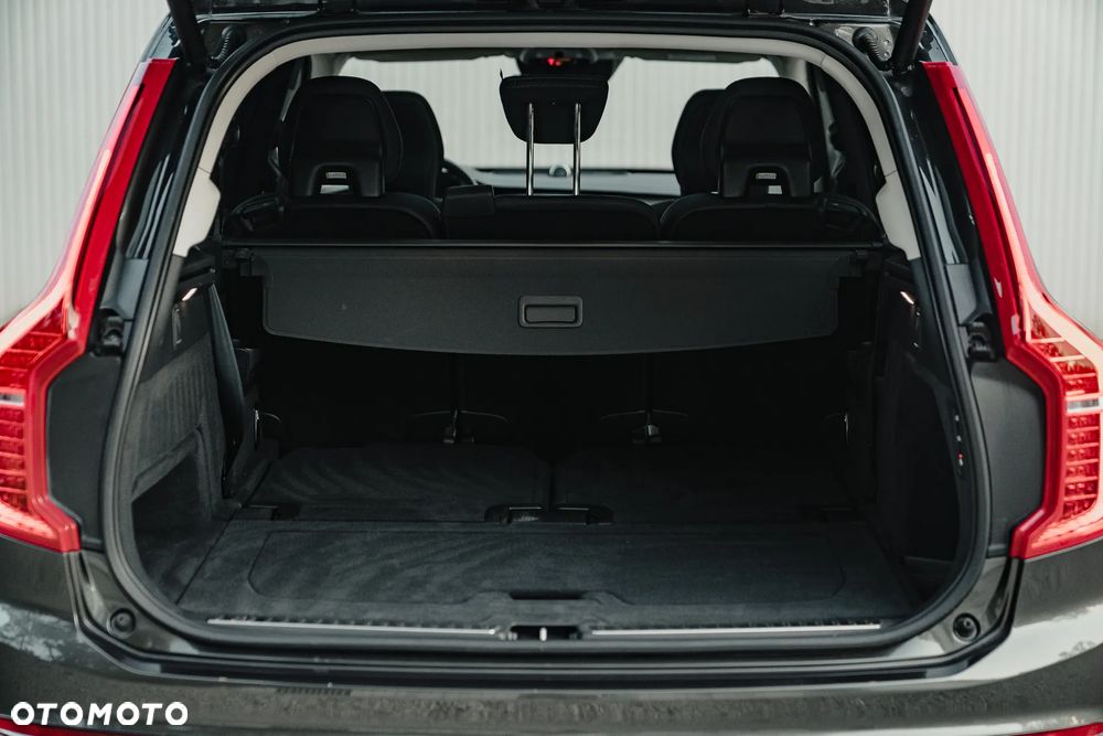 Volvo XC 90 T8 AWD Recharge Geartronic Inscription Edition - 31