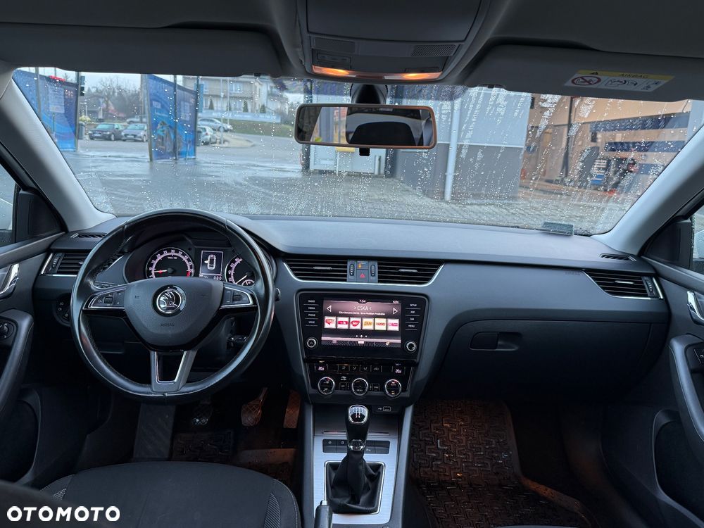 Skoda Octavia 1.6 TDI Ambition - 13