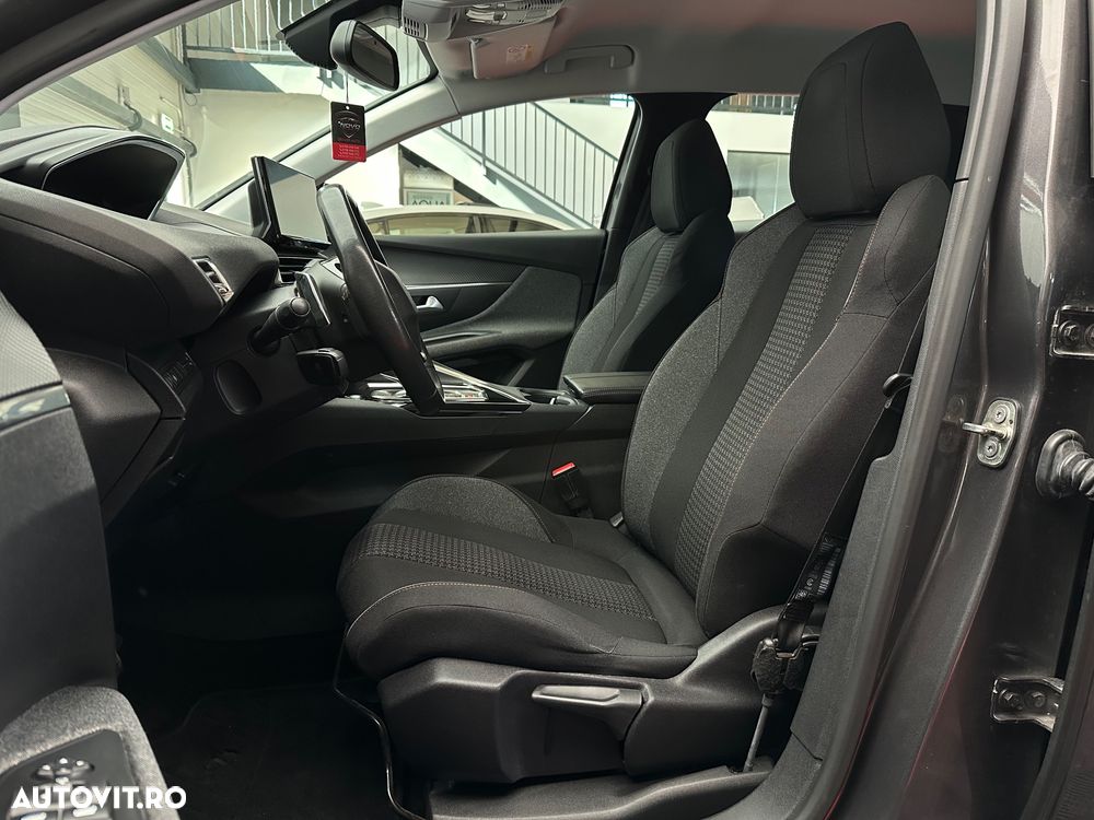 Peugeot 3008 1.2 PureTech Turbo S&S EAT8 Active - 20