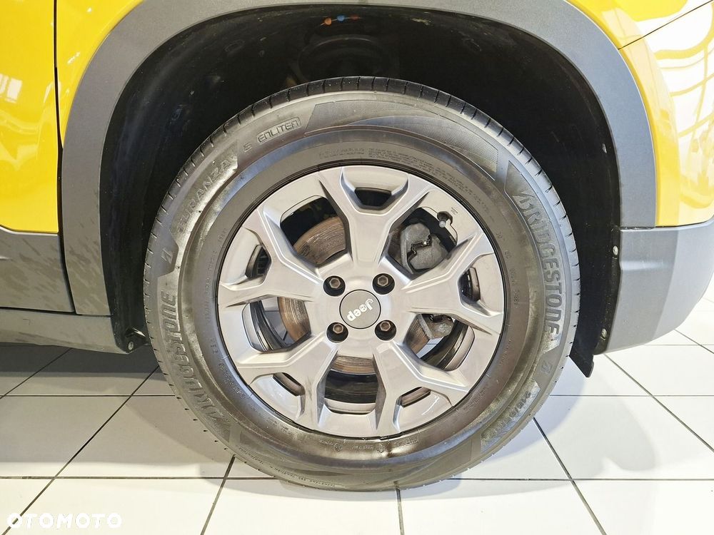 Jeep Avenger 1.2 GSE T3 Longitude FWD - 10