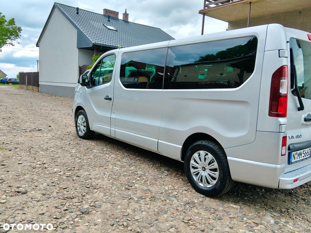 Opel Vivaro L2H1 2,9t Edition Tour - 9