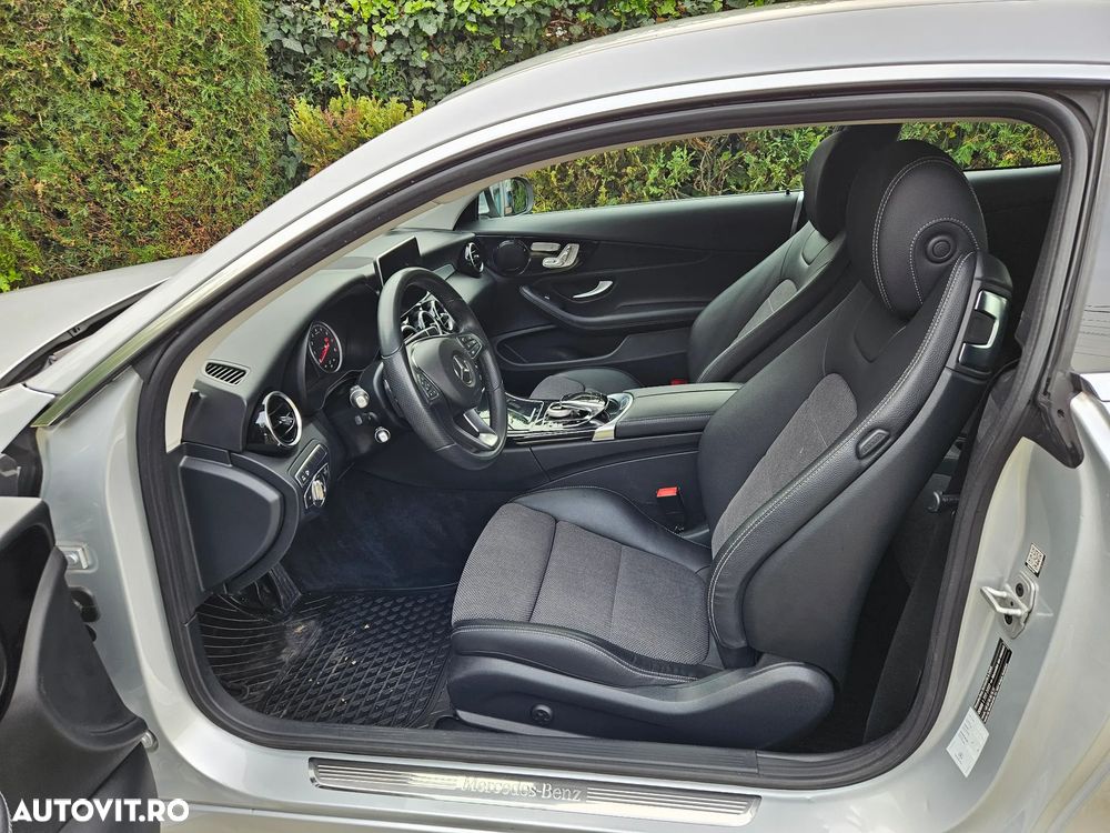 Mercedes-Benz C 180 9G-TRONIC Night Edition - 3