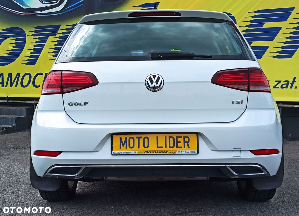Volkswagen Golf - 5