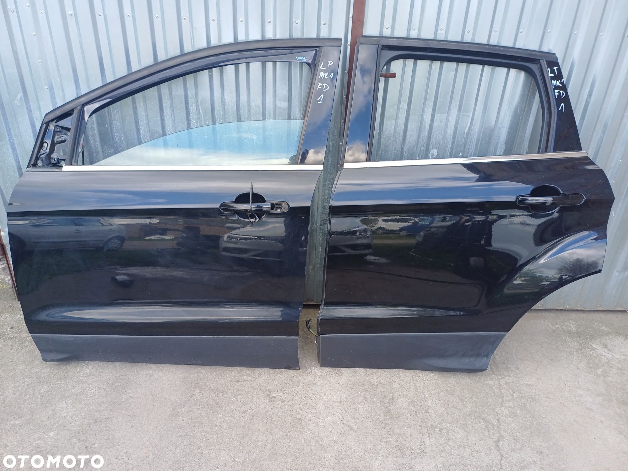 Drzwi Lewy przód i tył Ford Kuga Mk 2 kolor FD - czarny - 1