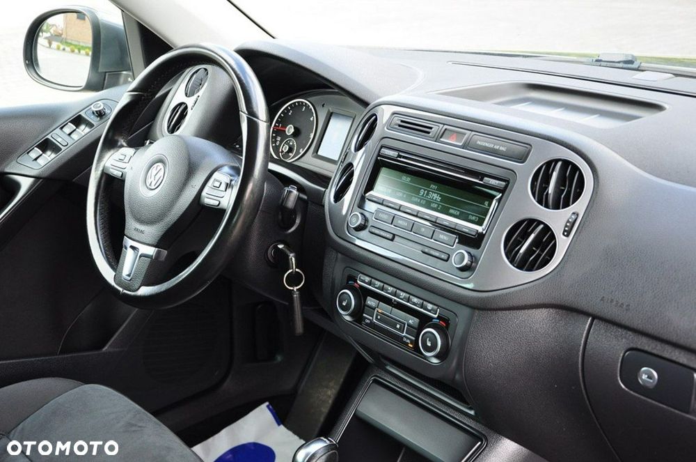 Volkswagen Tiguan - 27