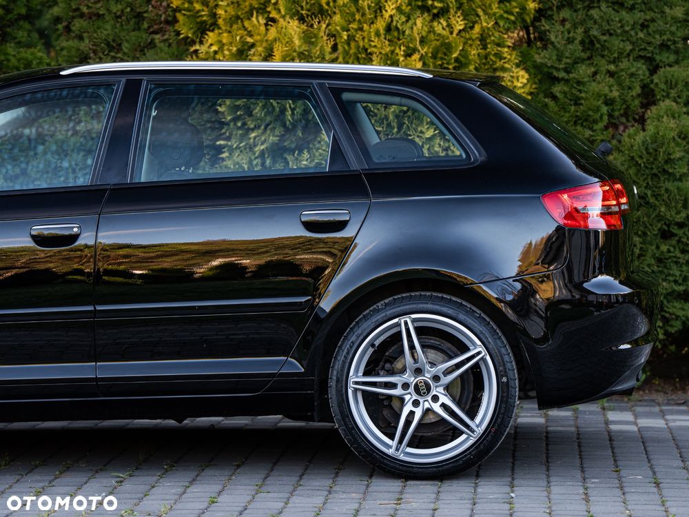Audi A3 Sportback 1.2 TFSI Attraction - 8