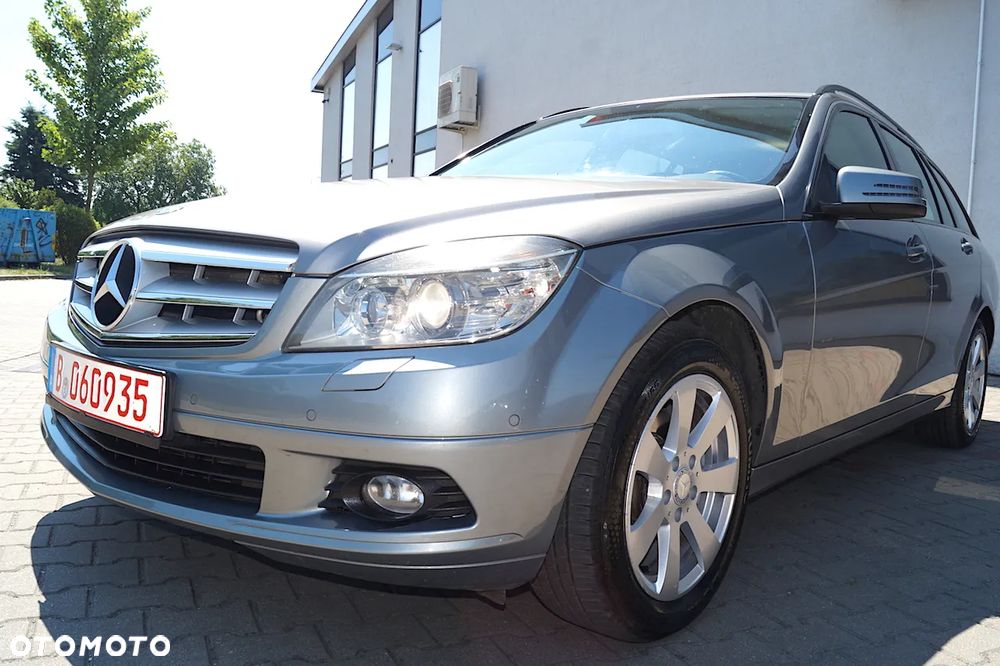 Mercedes-Benz Klasa C 220 CDI DPF Automatik Avantgarde - 13