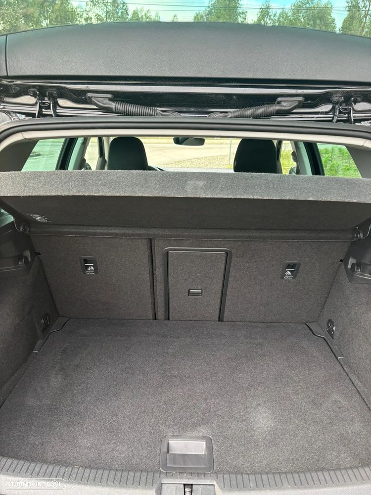 VW Golf 1.0 TSI Sound - 19