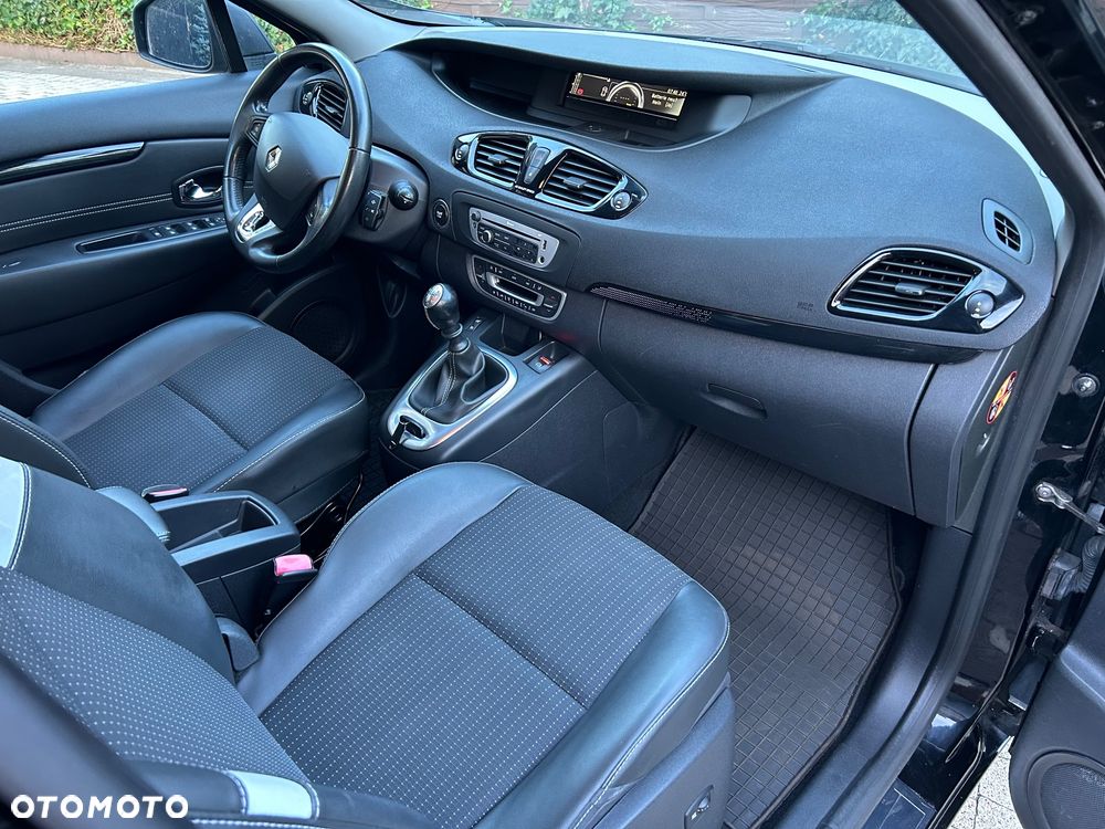 Renault Scenic - 30