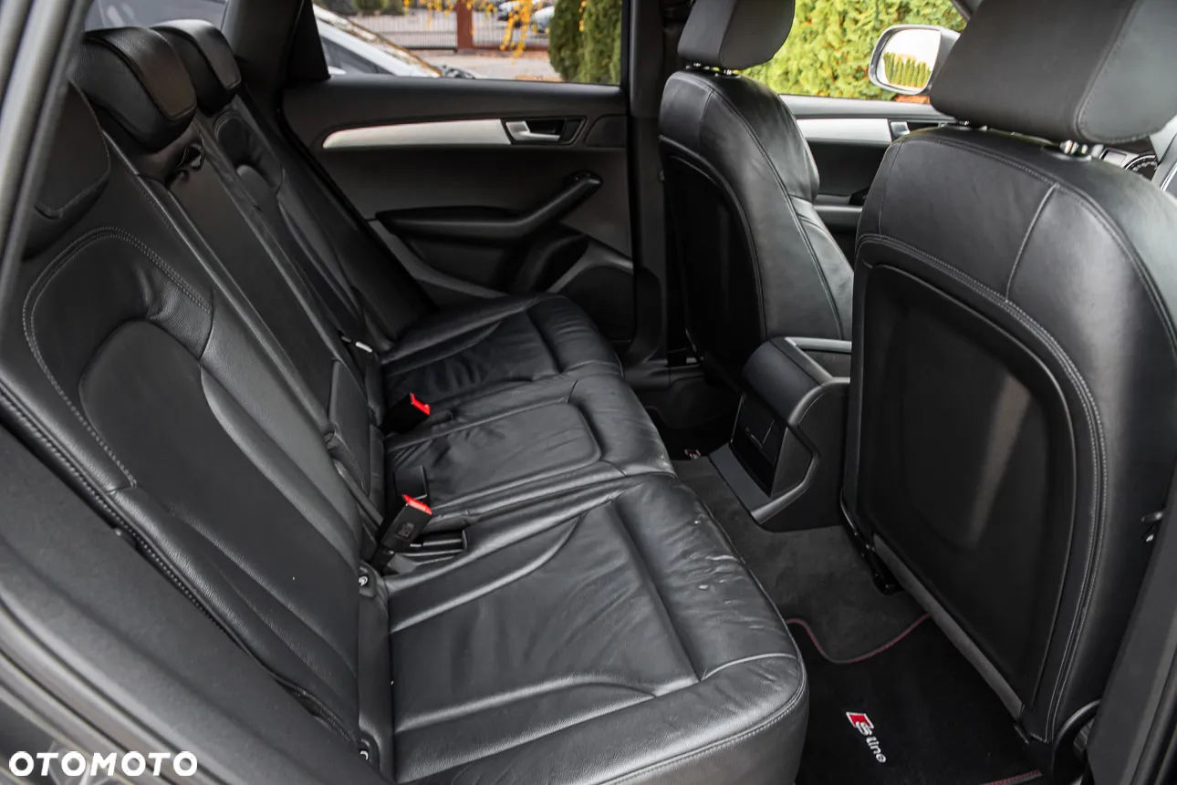 Audi Q5 3.2 FSI Quattro S tronic - 32