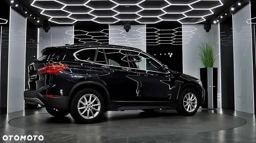 BMW X1 sDrive18d Advantage - 10