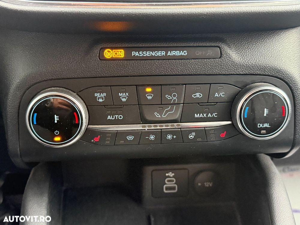 Ford Kuga 2.5 Duratec FHEV FWD Vignale - 34