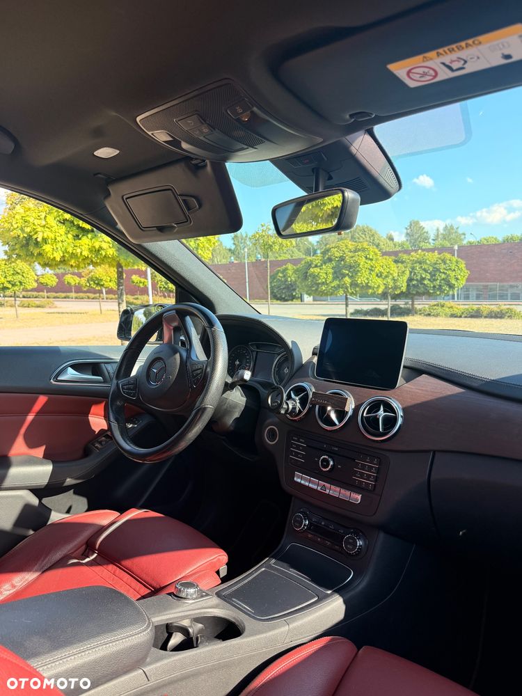 Mercedes-Benz Klasa B (Electric Drive) 250 e - 13