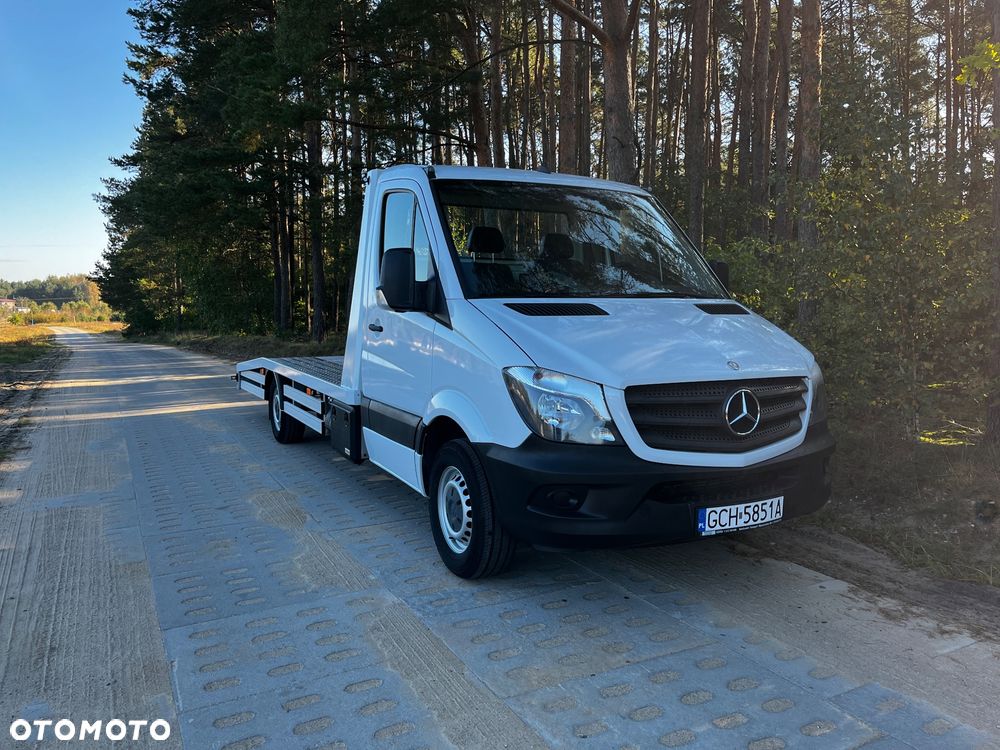 Mercedes-Benz Sprinter - 10