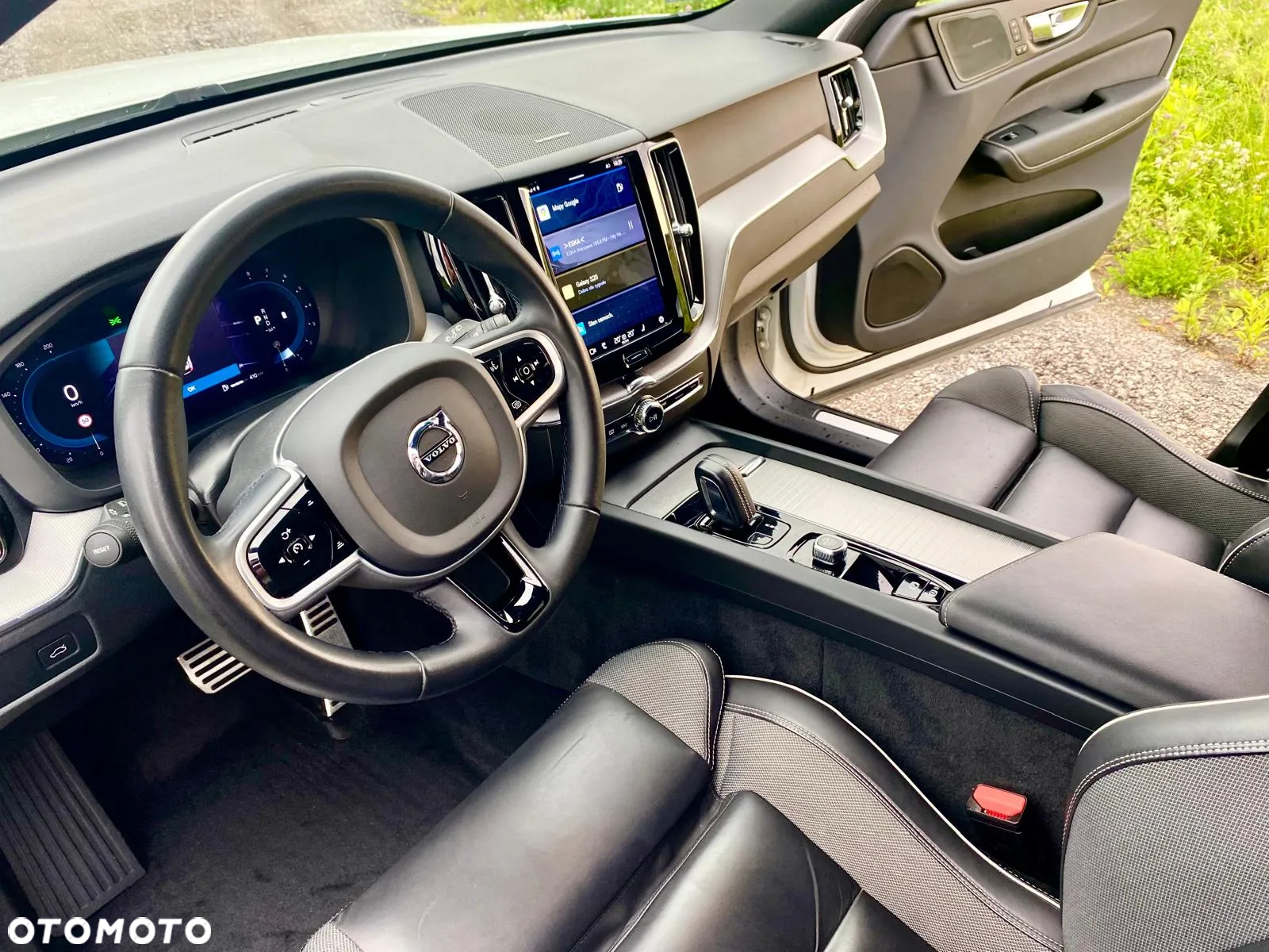 Volvo XC 60 T5 AWD R-Design - 13