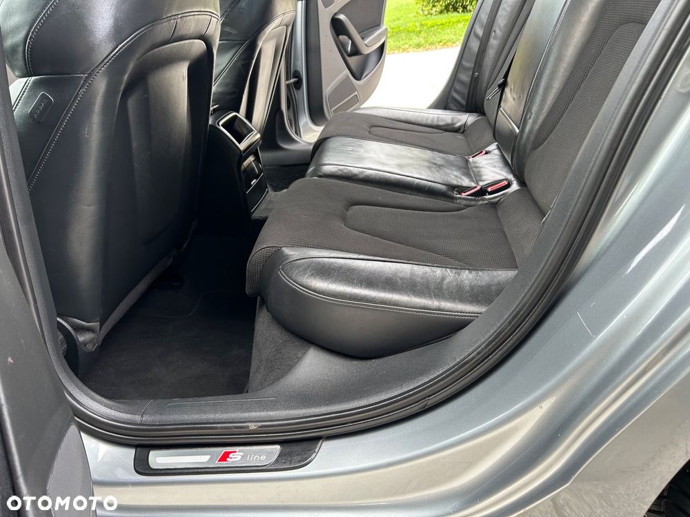 Audi A4 ver-2-0-tfsi-multitronic-s-line-sportpaket-plus- - 25
