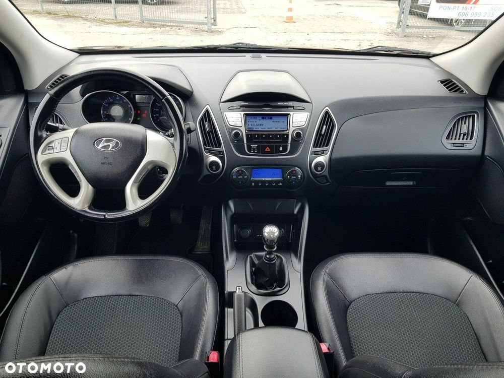 Hyundai ix35 - 12
