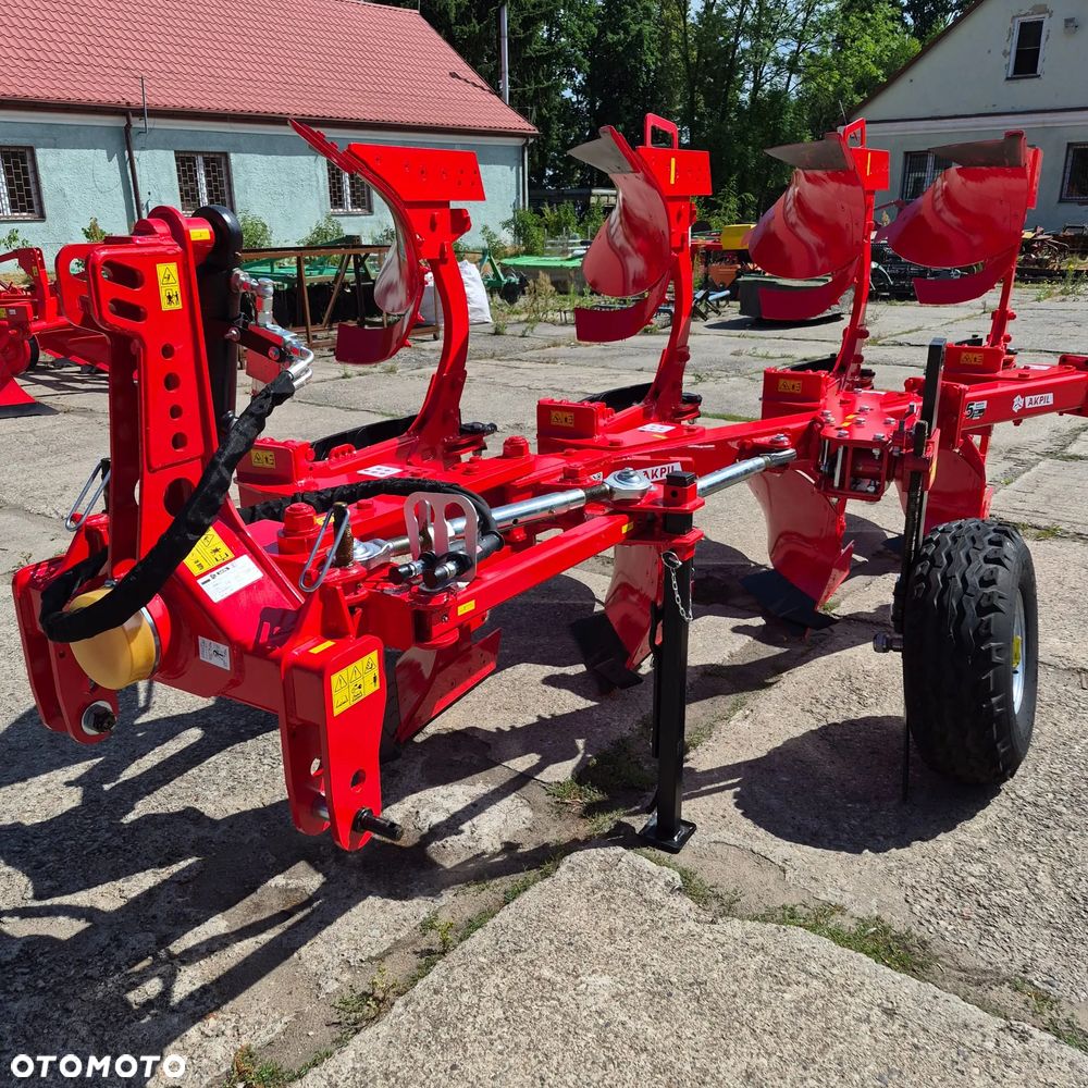Akpil Pług obrotowy KM-180HP, KM-80R, Mix-Due, KM-80, Euro-Masz PO-4, POM4,  Bomet U-064/1, Pług jednobelkowy Akpil Mix-40, Wirax U018, Euro-Masz PJ4, PJR-4, PJM-4, Pług zagonowy - ramowy Akpil CZH350, CZH400, Euro-Masz Atlas PZ-3, PZ4 - 8