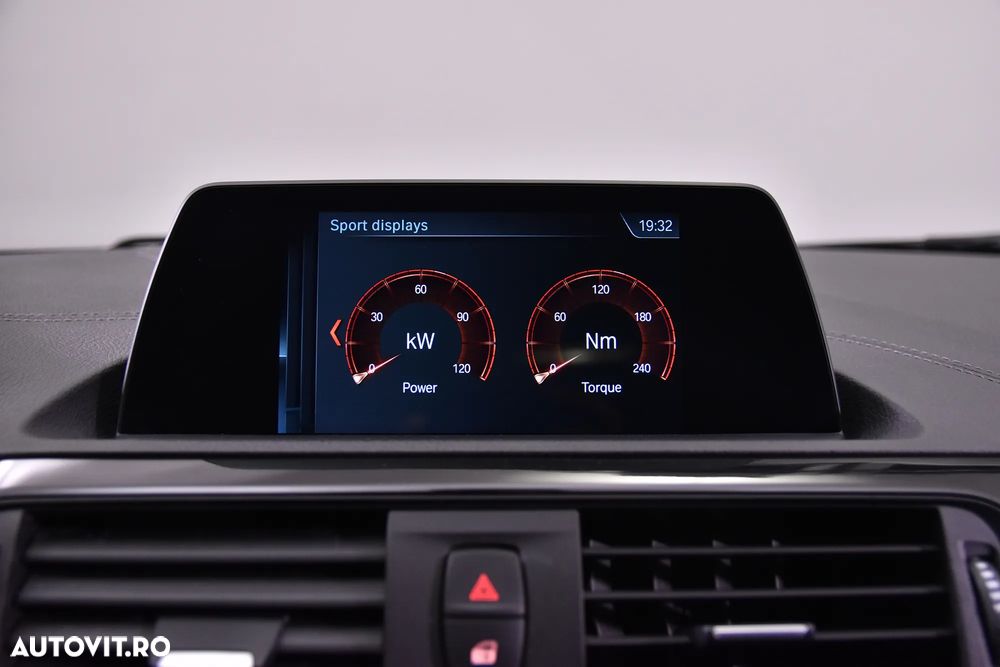 BMW Seria 1 - 20