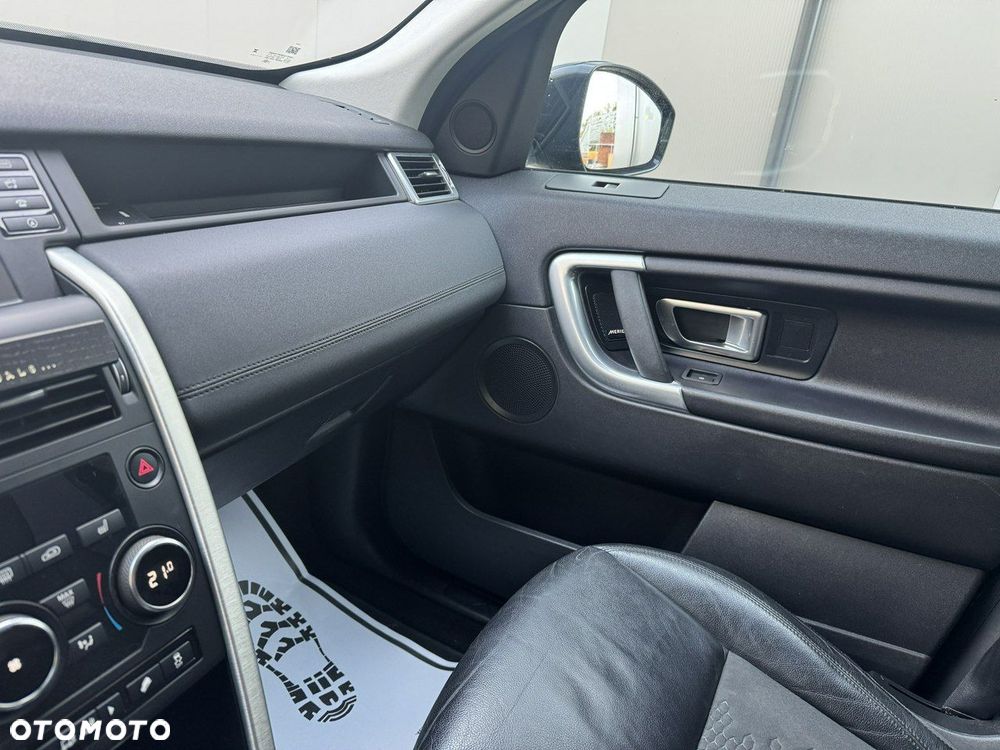 Land Rover Discovery Sport 2.0 D180 R-Dynamic HSE - 24