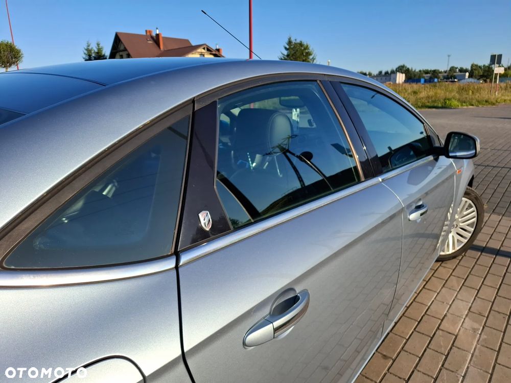 Ford Mondeo 1.8 TDCi Ghia - 5
