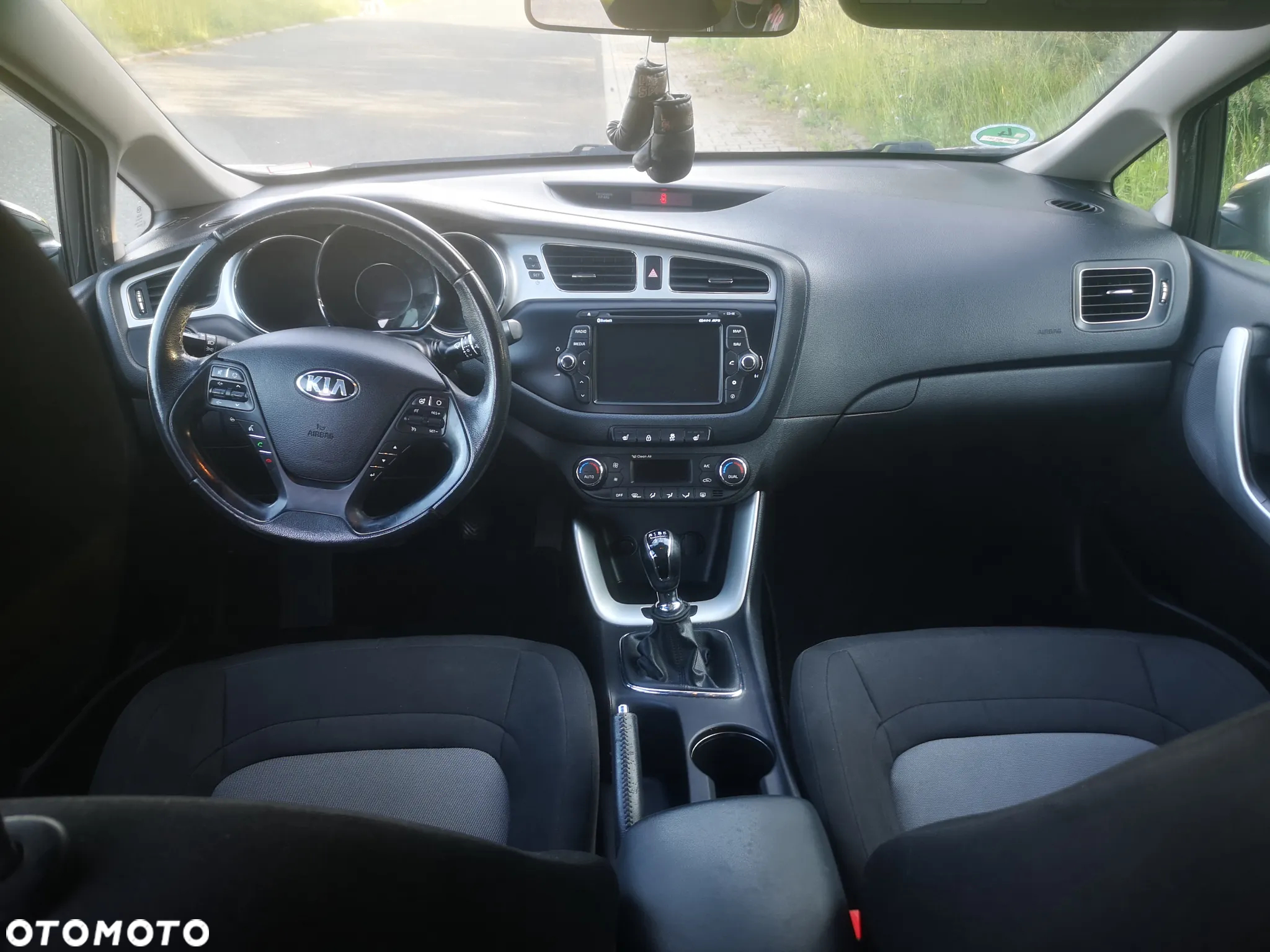 Kia Ceed 1.6 GDI ISG SW Platinum Edition - 25