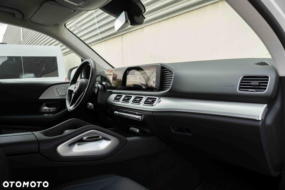 Mercedes-Benz GLE - 16