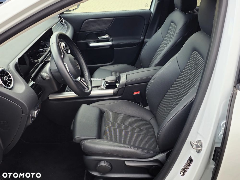 Mercedes-Benz GLA 200 Progressive - 8