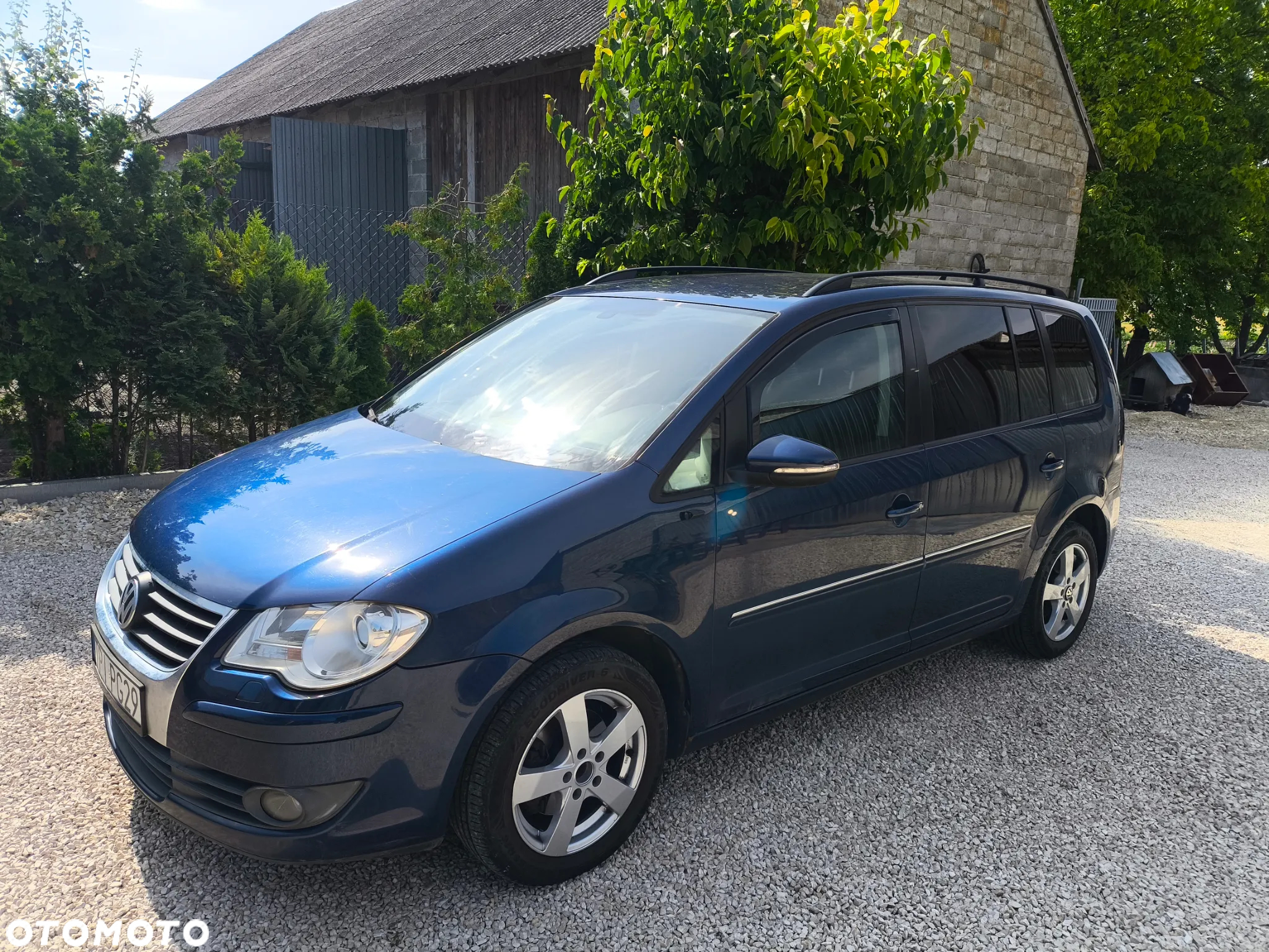 Volkswagen Touran - 3