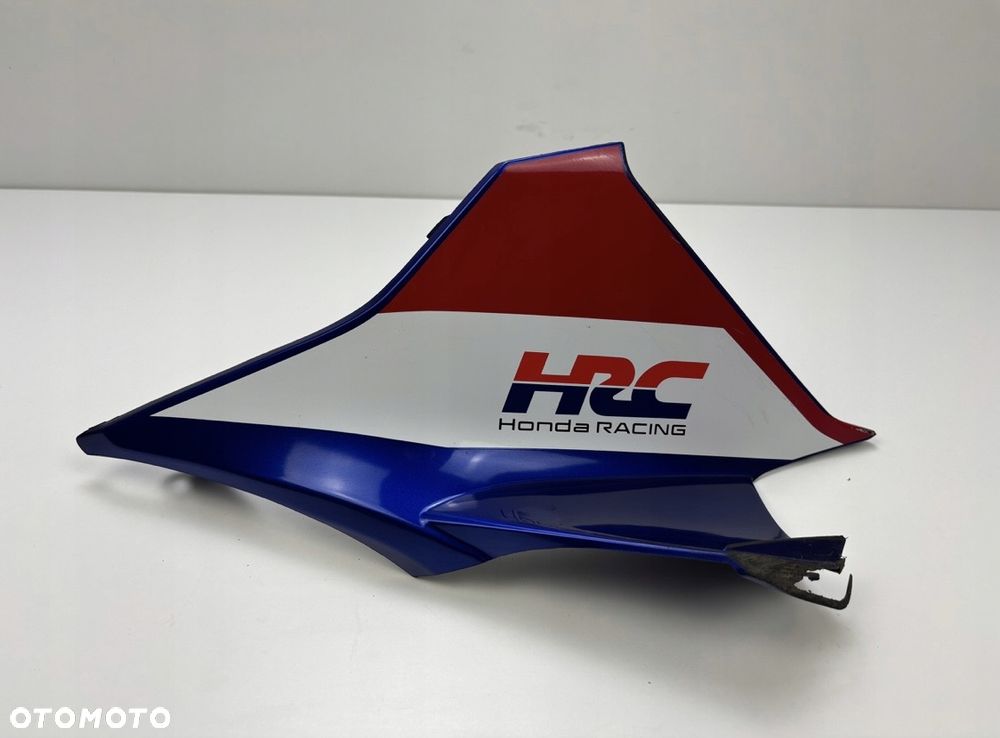 Lewe górne wypełnienie bocznej owiewki Honda CBR 600RR PC69 2024- Oryginał - 7