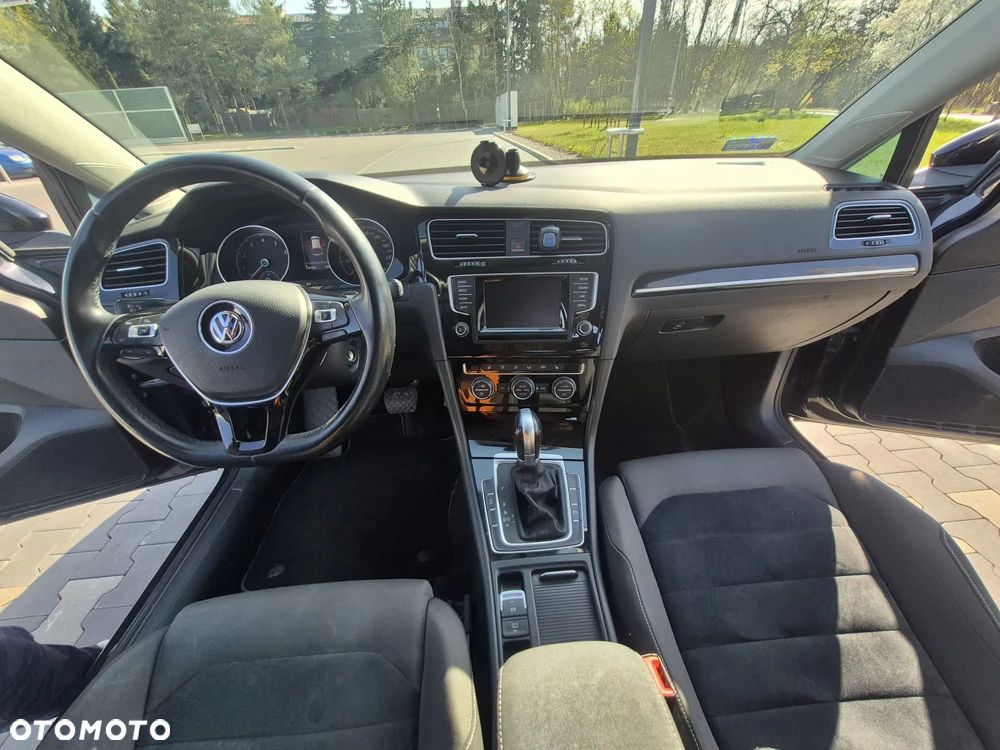 Volkswagen Golf 1.4 TSI BMT Highline DSG - 12