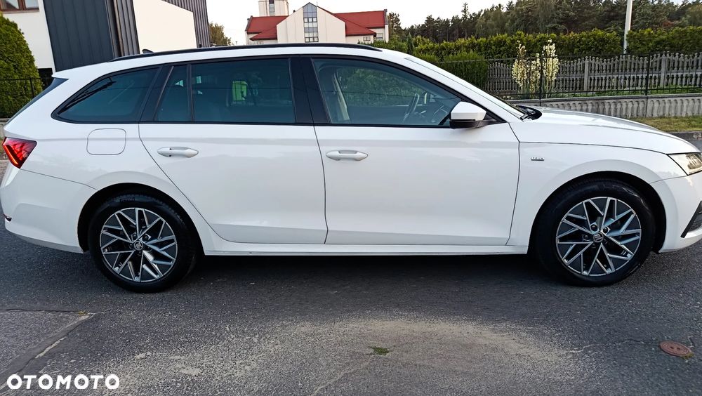 Skoda Octavia 2.0 TDI DSG Tour - 31