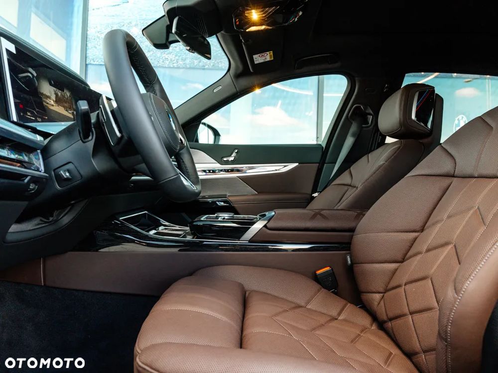 BMW Seria 7 740d xDrive - 11