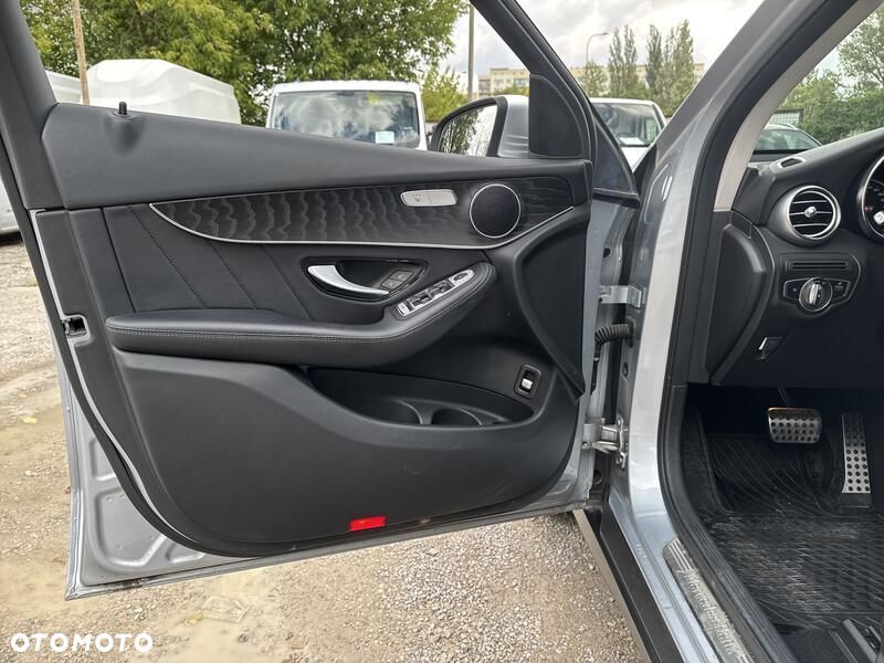 Mercedes-Benz GLC 200 d 4-Matic - 12