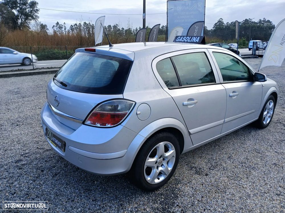 Opel Astra 1.4 Edition - 11
