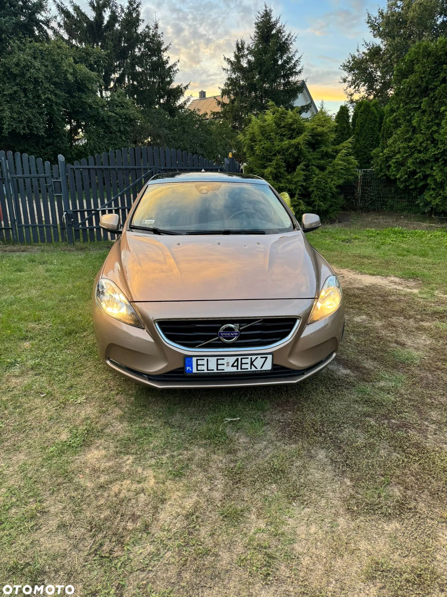 Volvo V40 D2 Drive-E Kinetic - 1